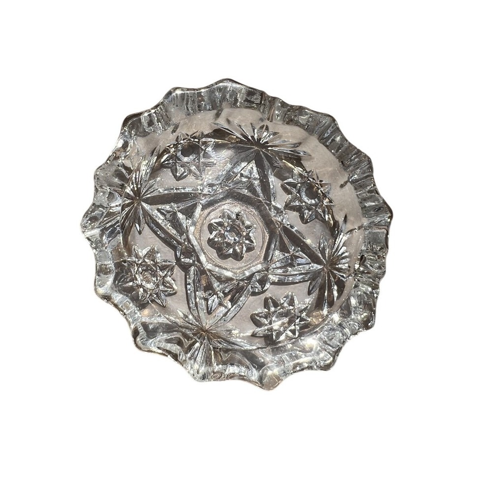 Vintage Clear‎ Cut Glass Crystal Ashtray Starburst Pattern Scalloped Edge Heavy